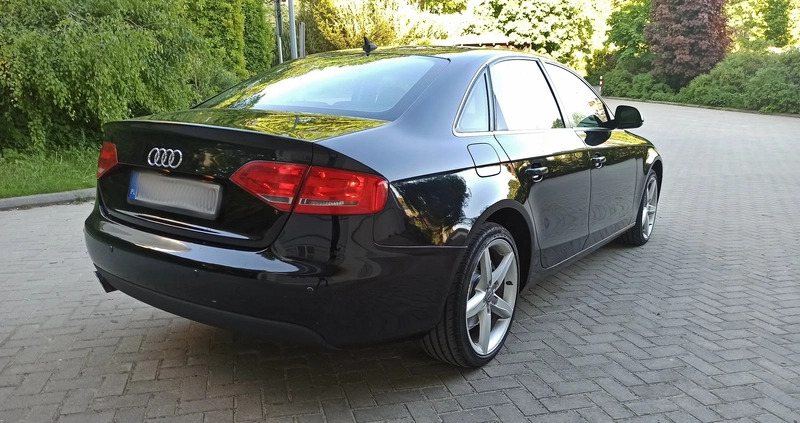 Audi A4 cena 22700 przebieg: 378000, rok produkcji 2008 z Ostróda małe 232